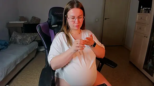 stella_vestal webcam