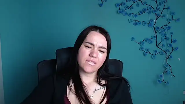Lola_Saymyname webcam