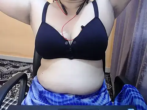 Anika09 webcam
