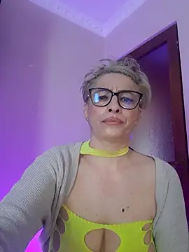 LunaBlaise webcam