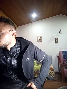 sebastian_horny webcam