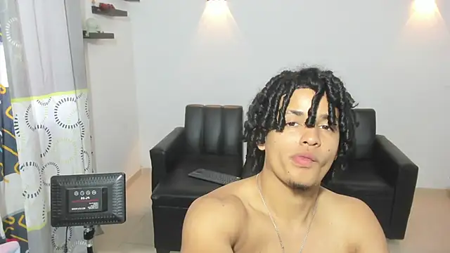 samxx_muscle webcam