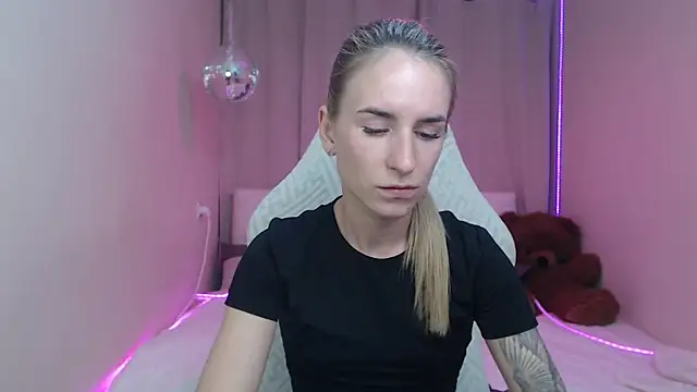 deborahorny - DeboraHorny's free webcam