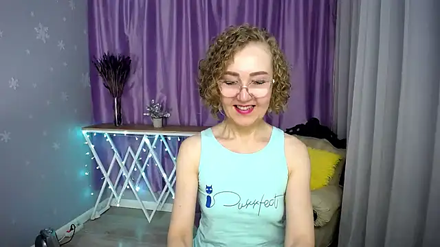 queen_a_n_i webcam