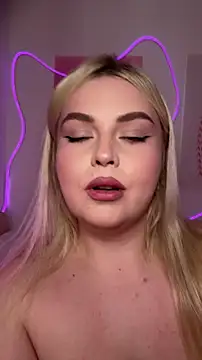 April_Vancee webcam