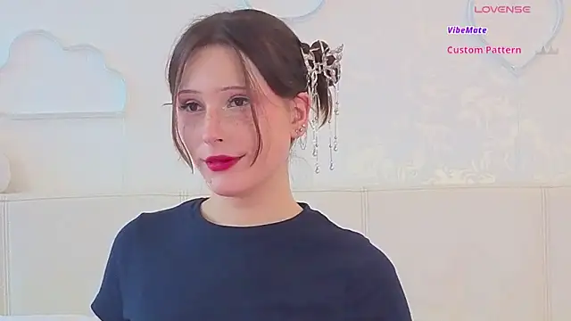 MoonliteDiva webcam