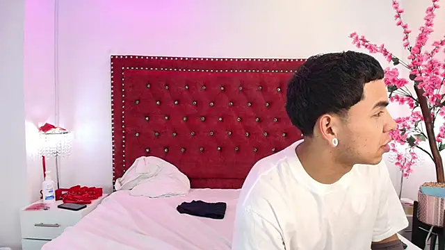 Jaden_and_sofia webcam