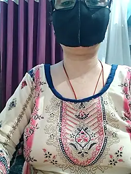 Aishwaryaa_69 webcam