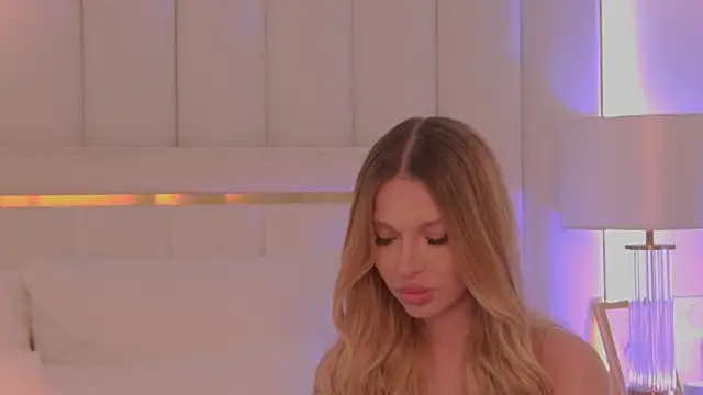 AriellaMelo webcam
