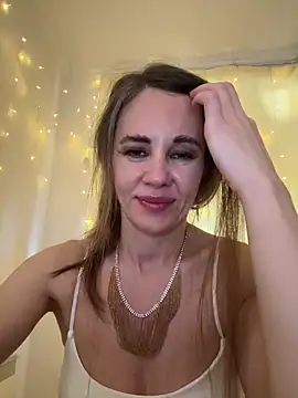 LucieMack webcam
