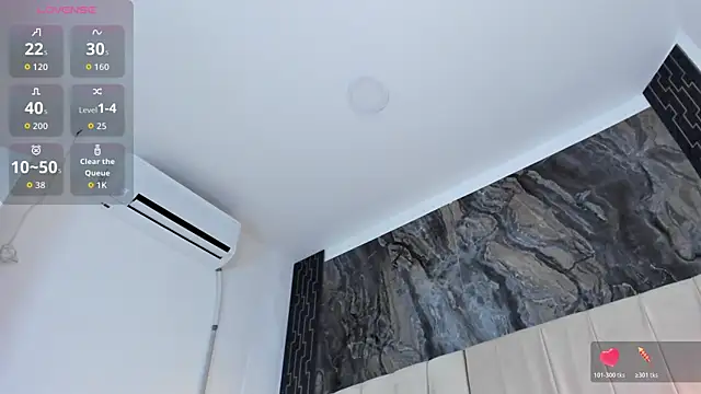 sarita_rouzze webcam