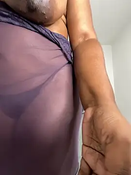 MadameEbony webcam