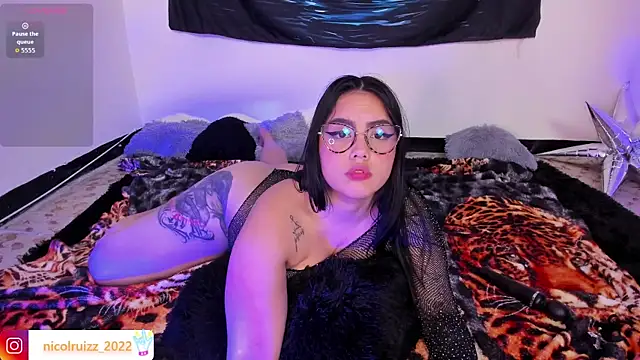 Nicolle_Ruizz webcam