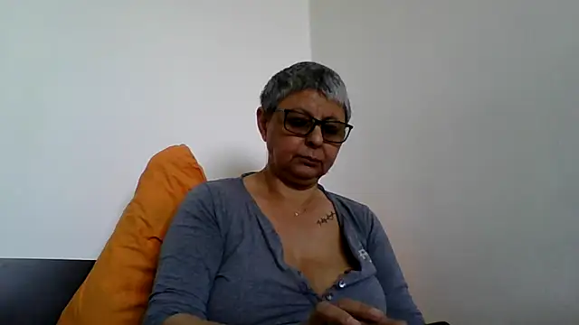 roseblak42 webcam