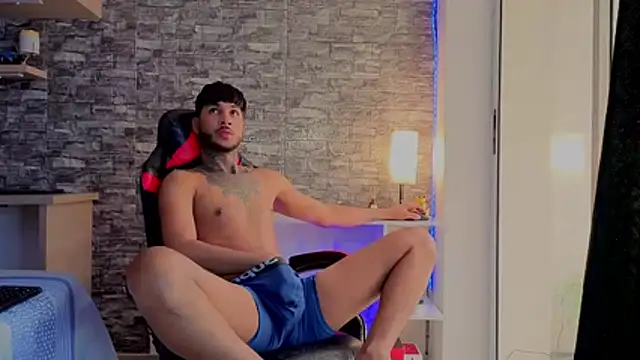 TheimperialBoys77 webcam