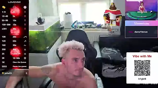 Rayzel_White webcam