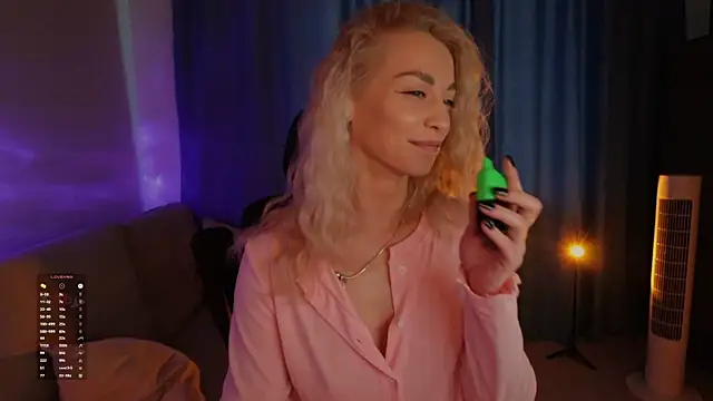 AskAlexa webcam