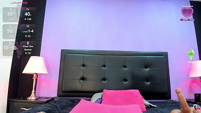 BustyGlow webcam
