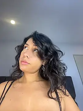pilarjones 