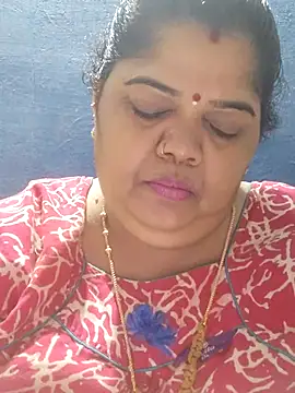 tamilthanushri webcam