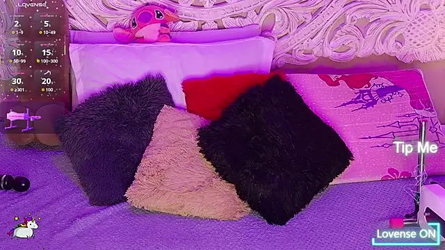 MalaikaBrown webcam