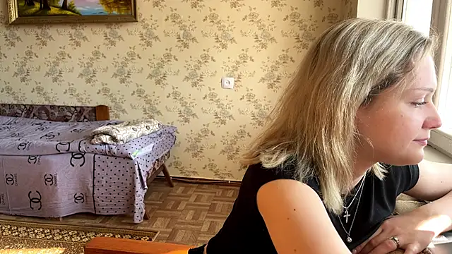 AlisiaStreitmatter webcam