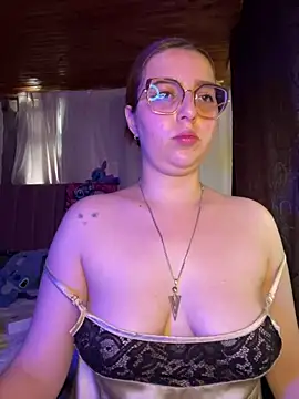 CoraVibes webcam