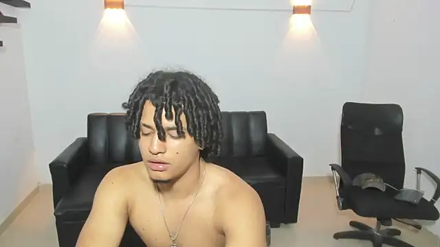 samxx_muscle webcam