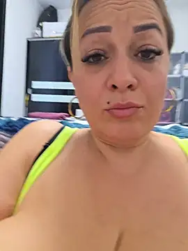 RuxyHuge42ETT webcam