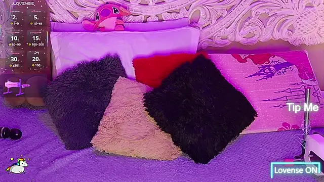 MalaikaBrown webcam