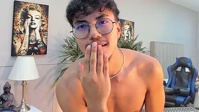 kai_storn webcam