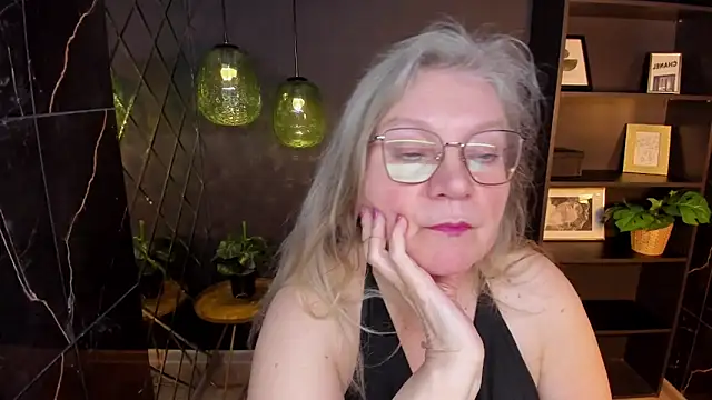 NataliMellow webcam