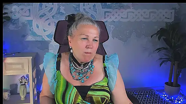 LilaMaharani webcam
