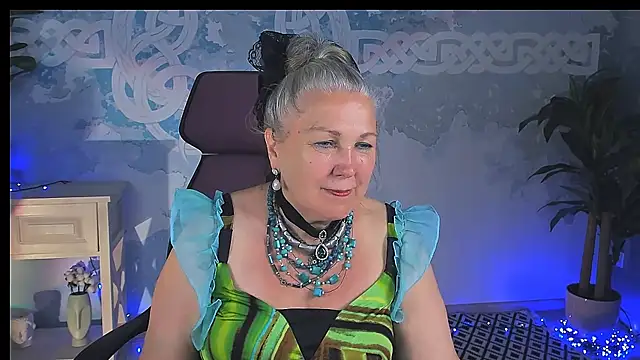 LilaMaharani webcam