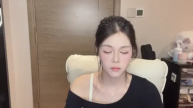 Koi-00 webcam