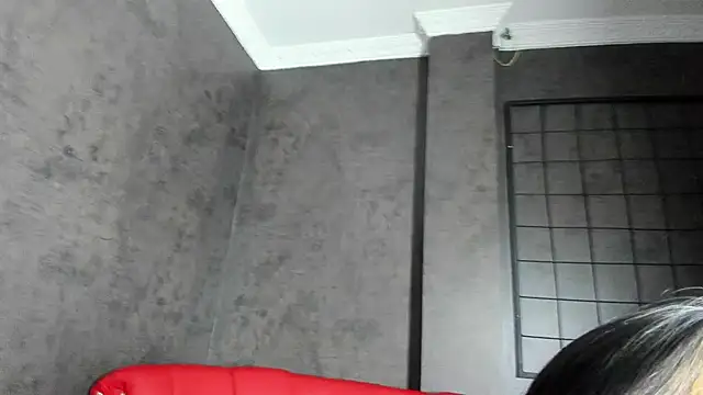 Janett_Moore webcam