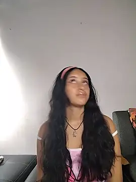 L0lita_Emi12 webcam