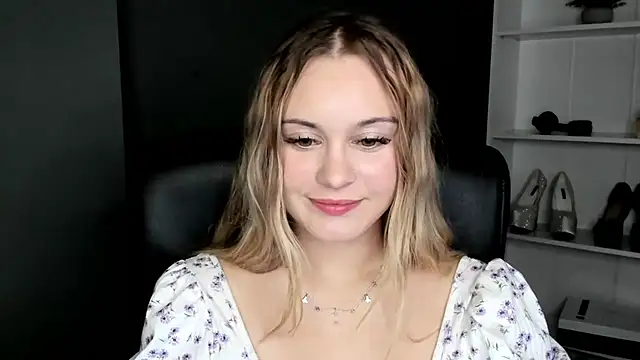 kitty_valeria webcam