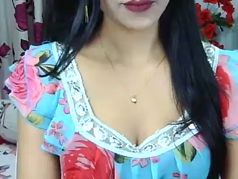 Alina_Nur webcam