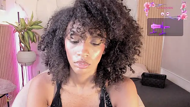 Fyre_divine webcam