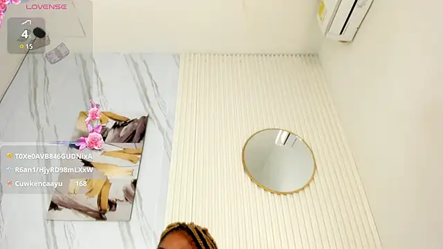 Afro_Luna webcam