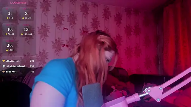 Cutie_Bambi webcam