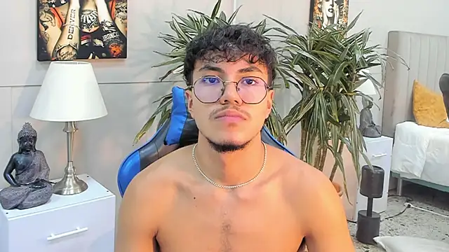 kai_storn webcam