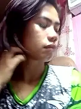 Cutie_body11 webcam