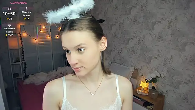 LianneBynon webcam