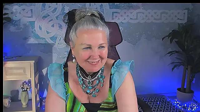 LilaMaharani webcam