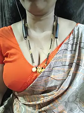 bhuvana_555 webcam