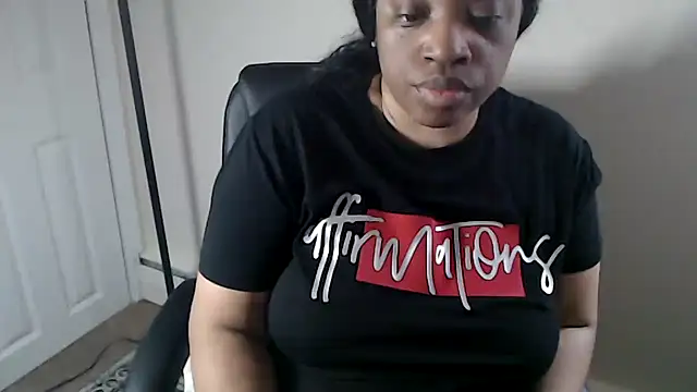 Sexymona1218 webcam
