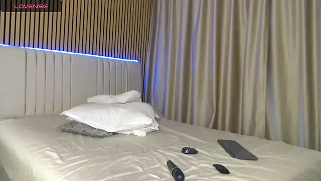 Halie_May webcam