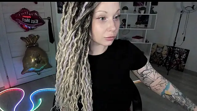 HoneySallyMoore webcam